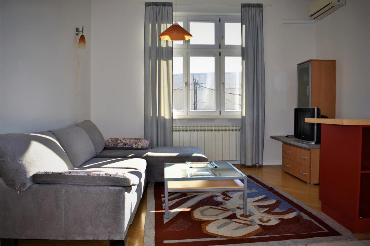Apartment Mejtas With Free Parking Сараево Екстериор снимка